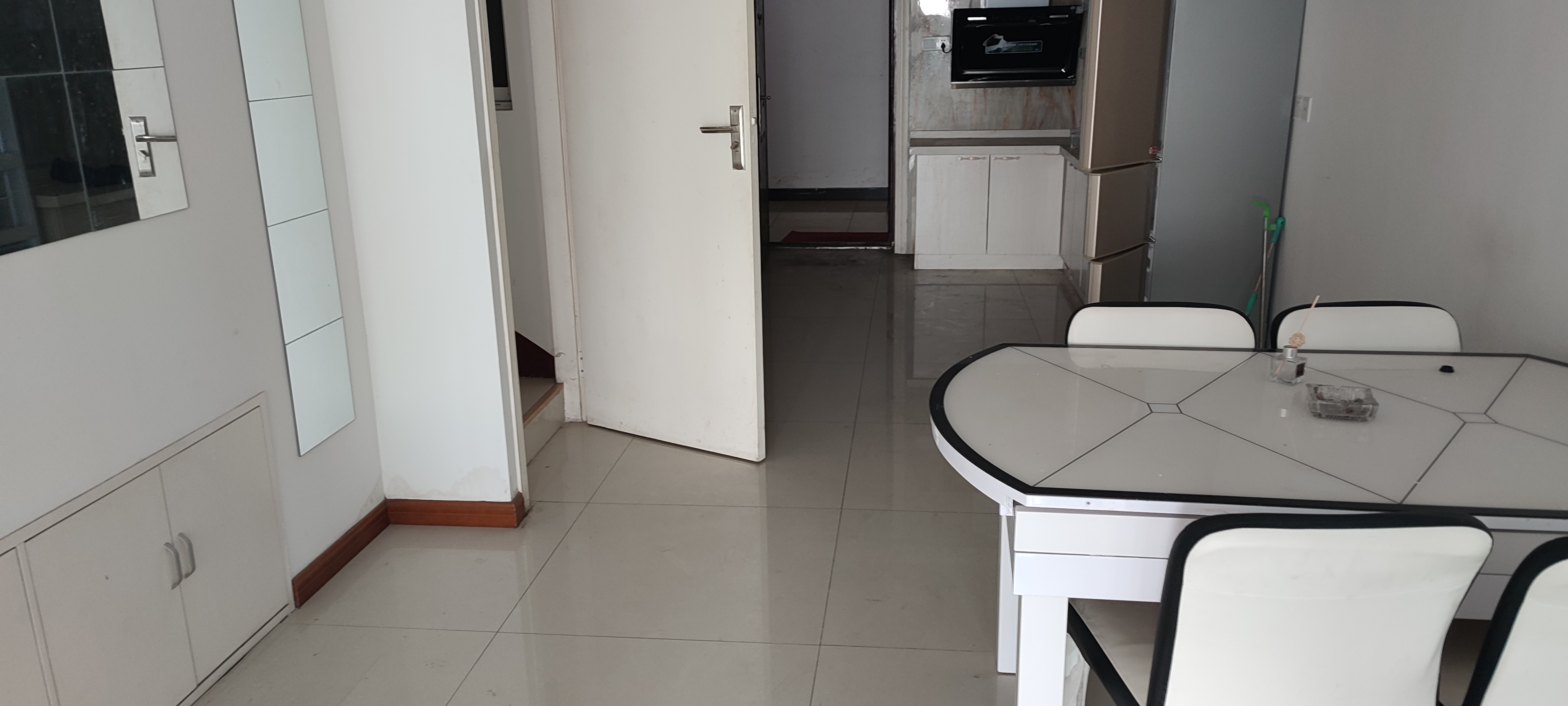 景华城 3室2厅1卫 65.00m&sup2;