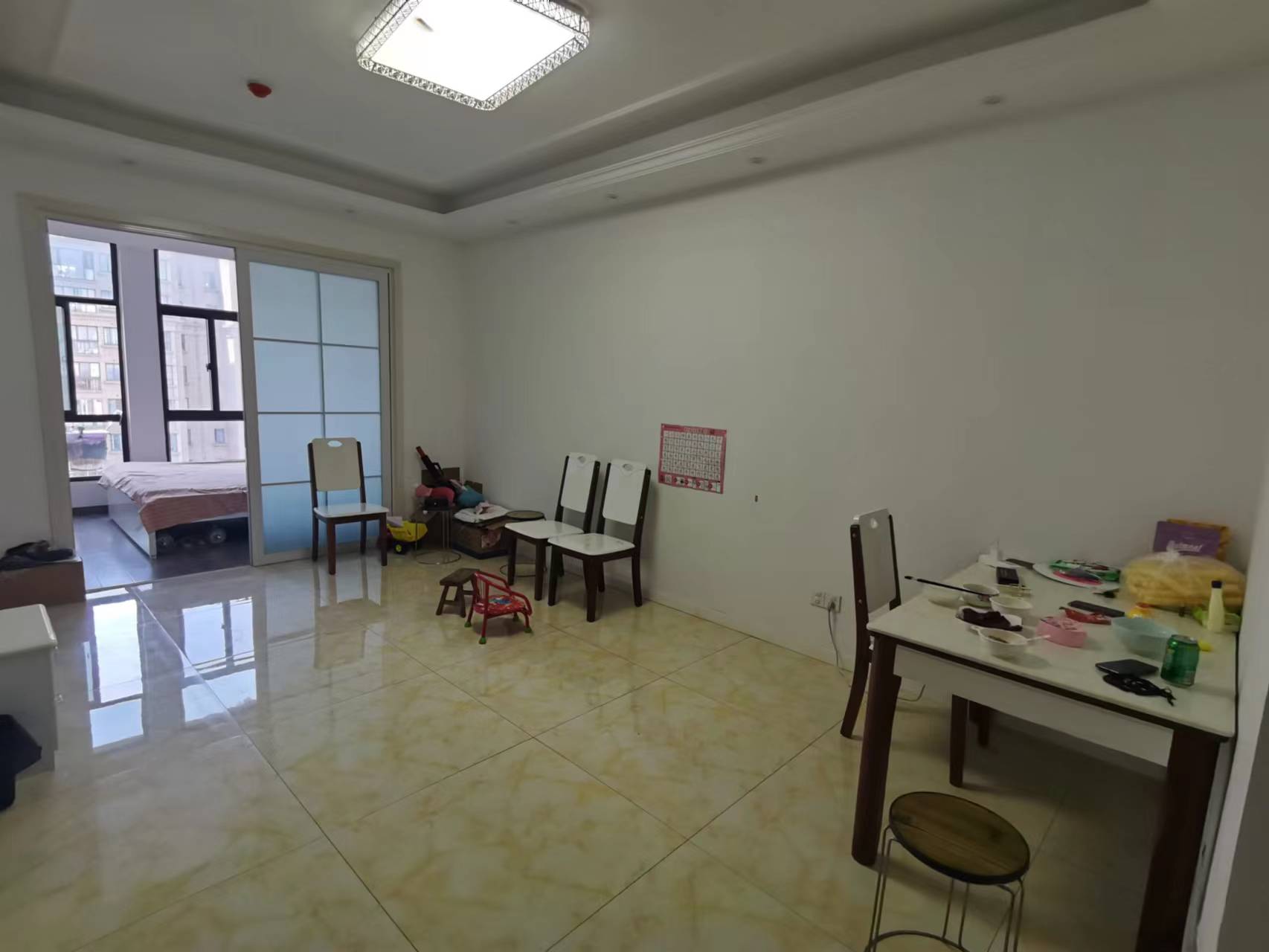 精英汇 3室2厅2卫 85.00m²