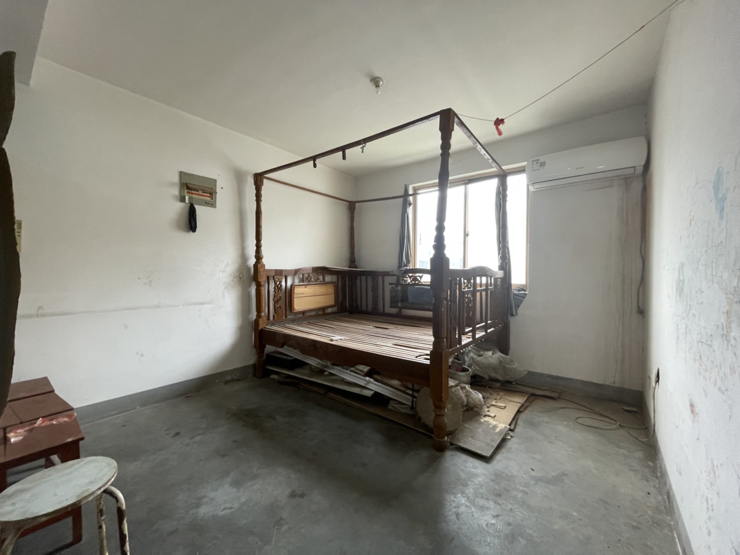 天都花苑 3室1厅1卫 110m&sup2;