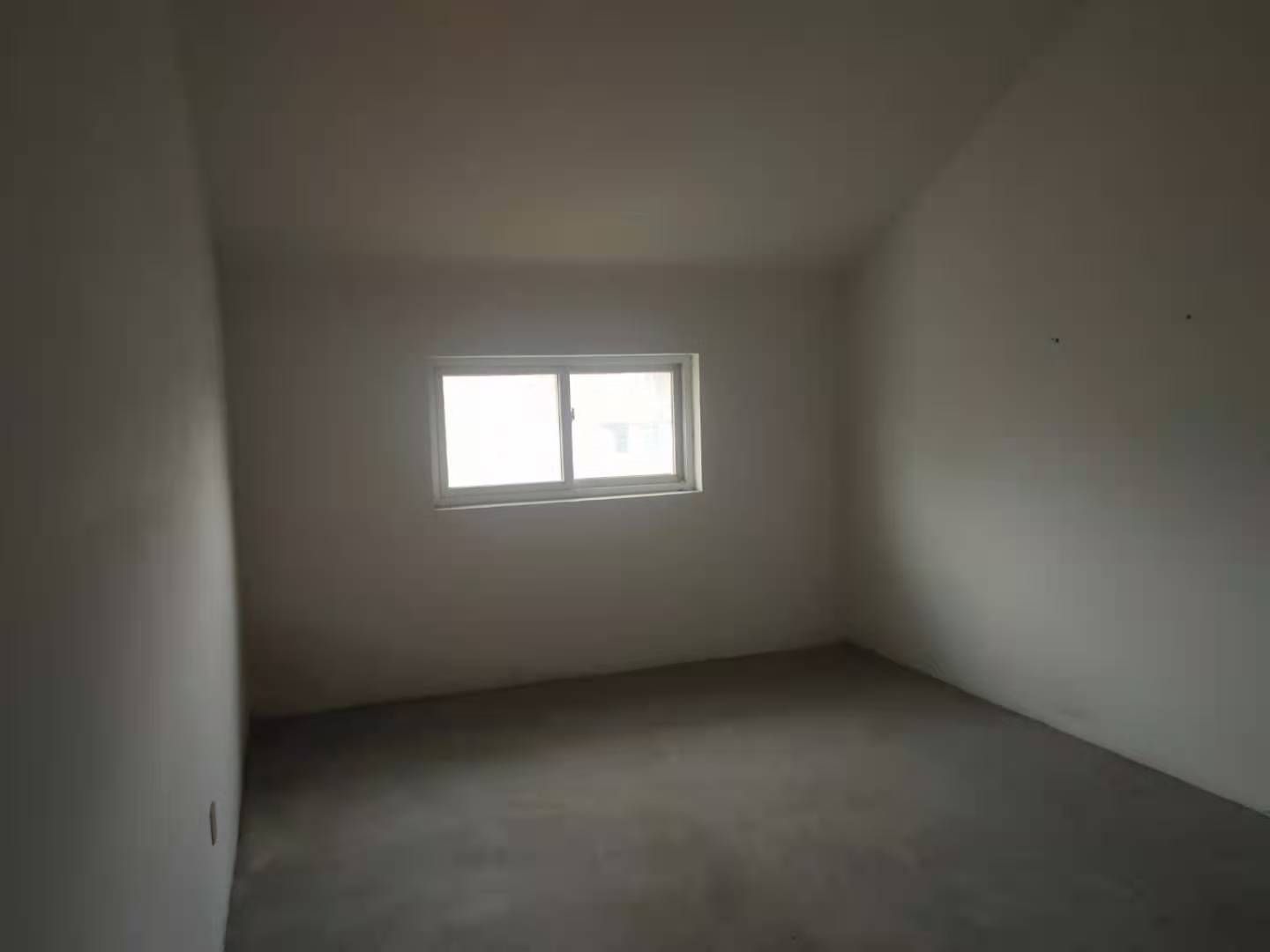 公园二村 7室2厅1卫 200.00m&sup2;