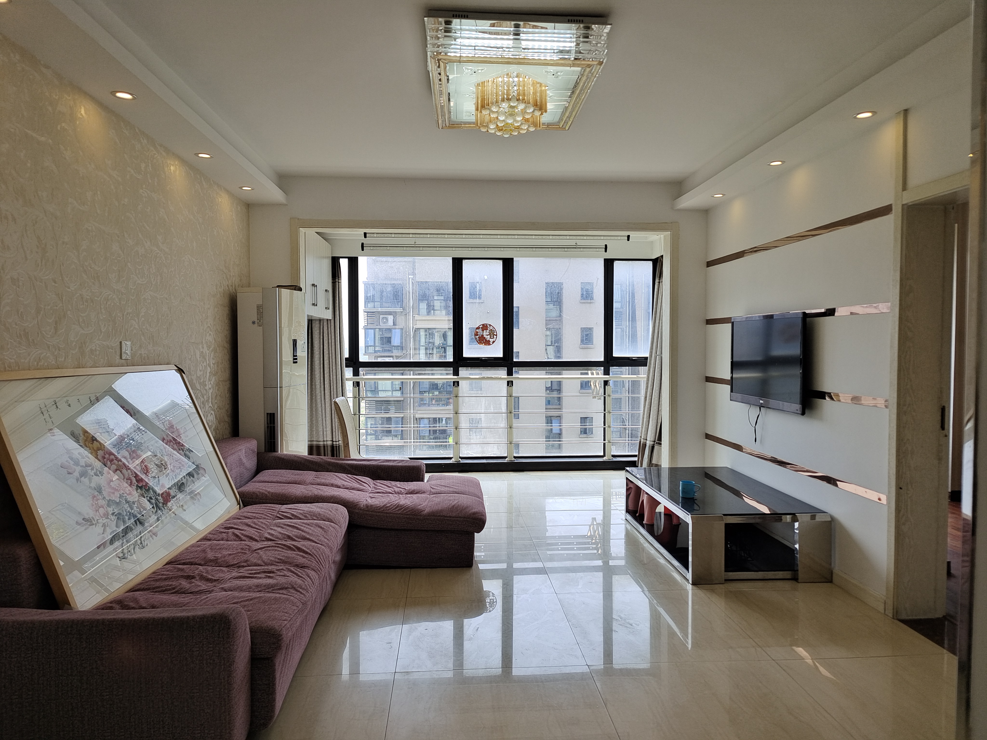 中港城 3室2厅1卫 107m&sup2;