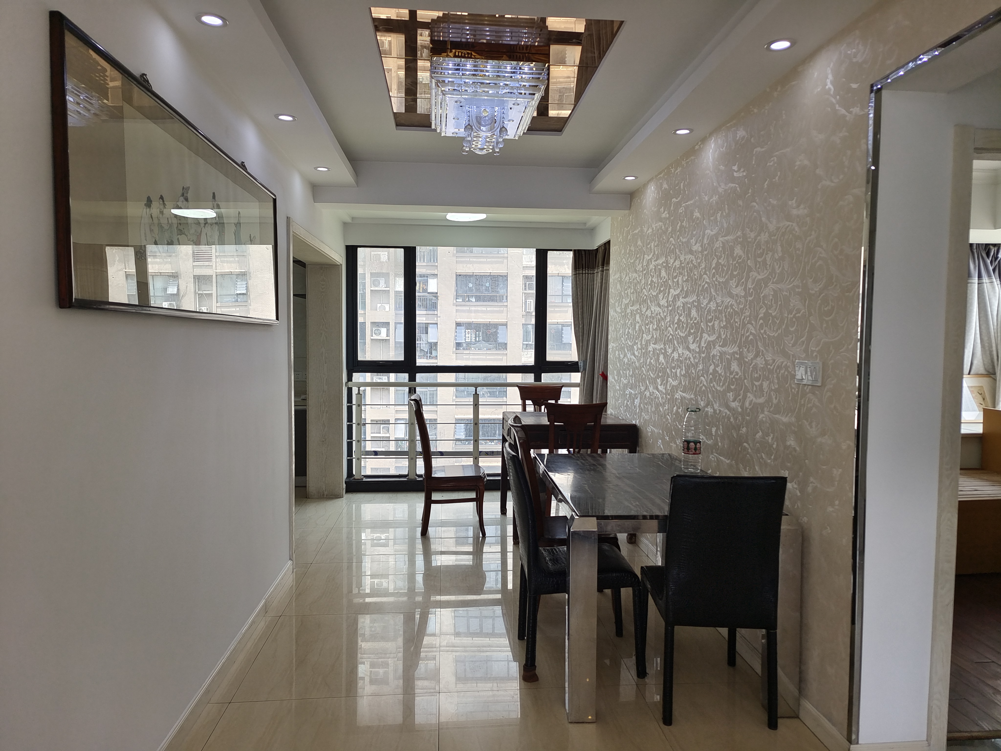 中港城 3室2厅1卫 107m&sup2;