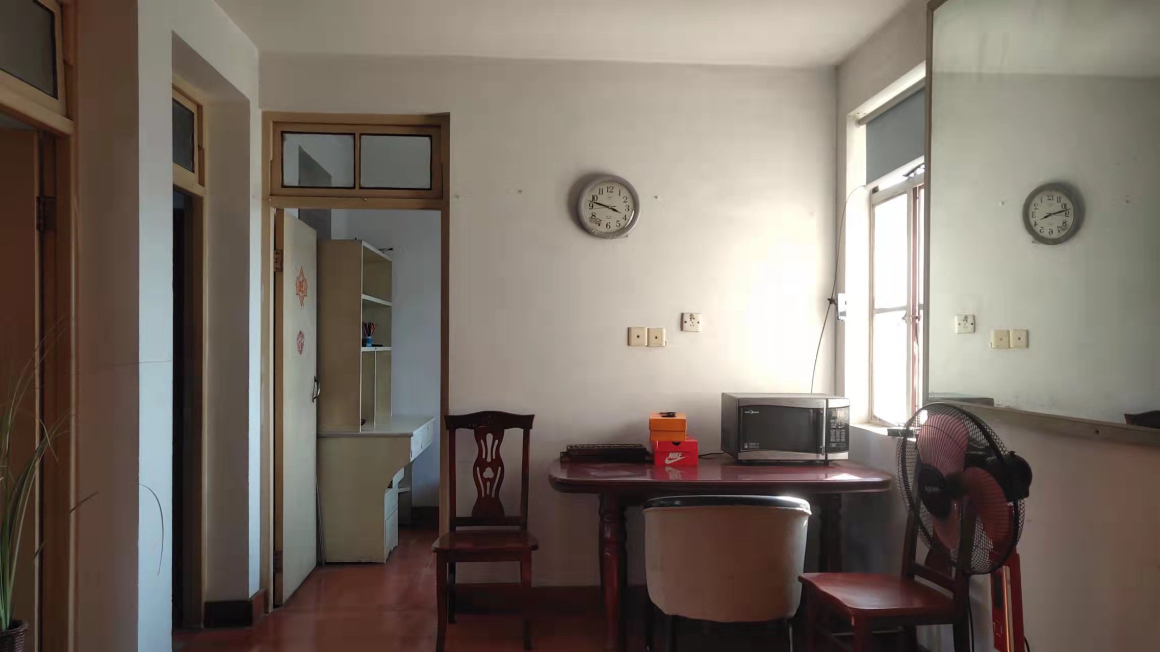 城港新村 3室1厅1卫 90.00m²