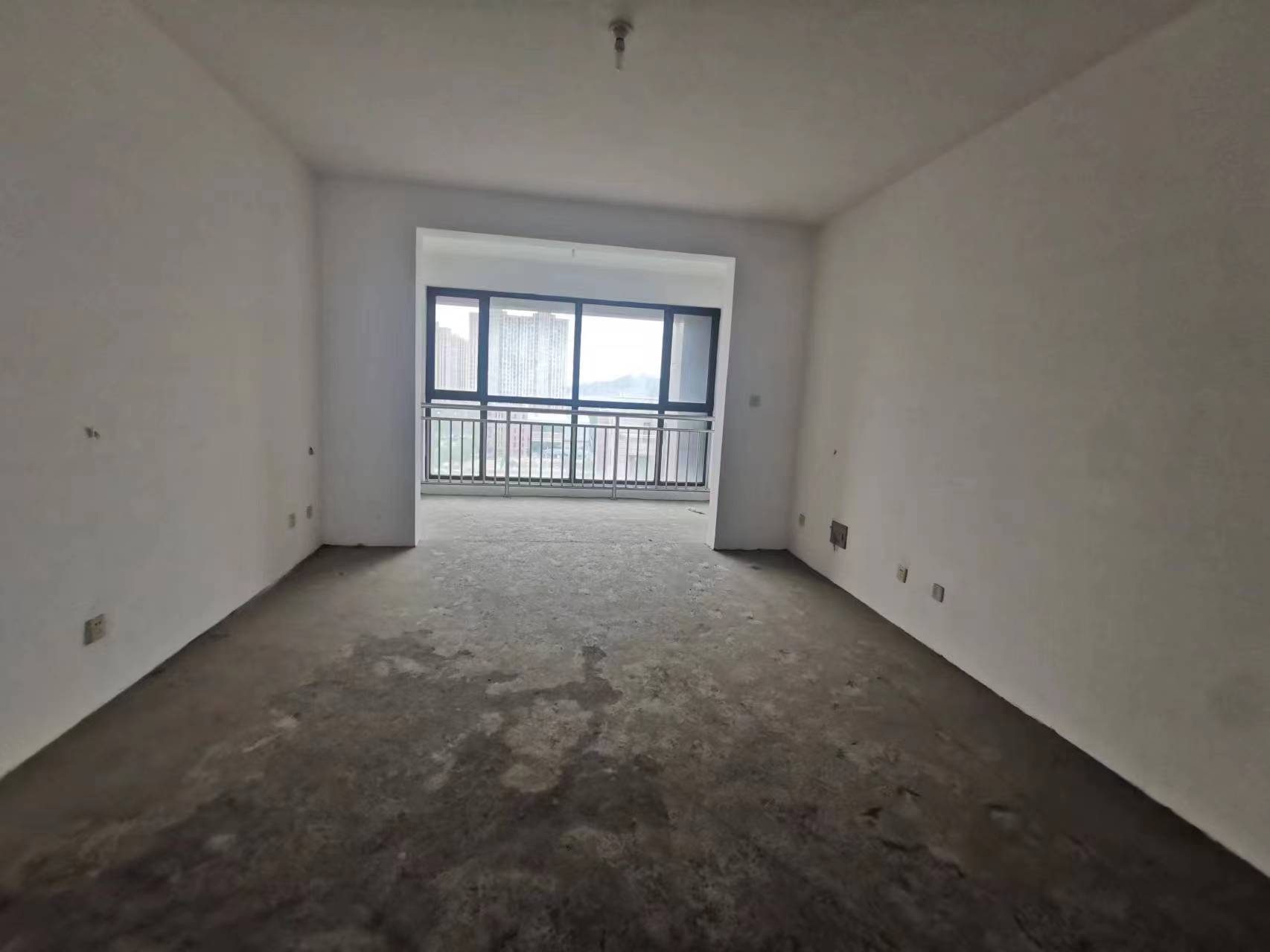 苏建学府雅居 3室2厅2卫 134m²