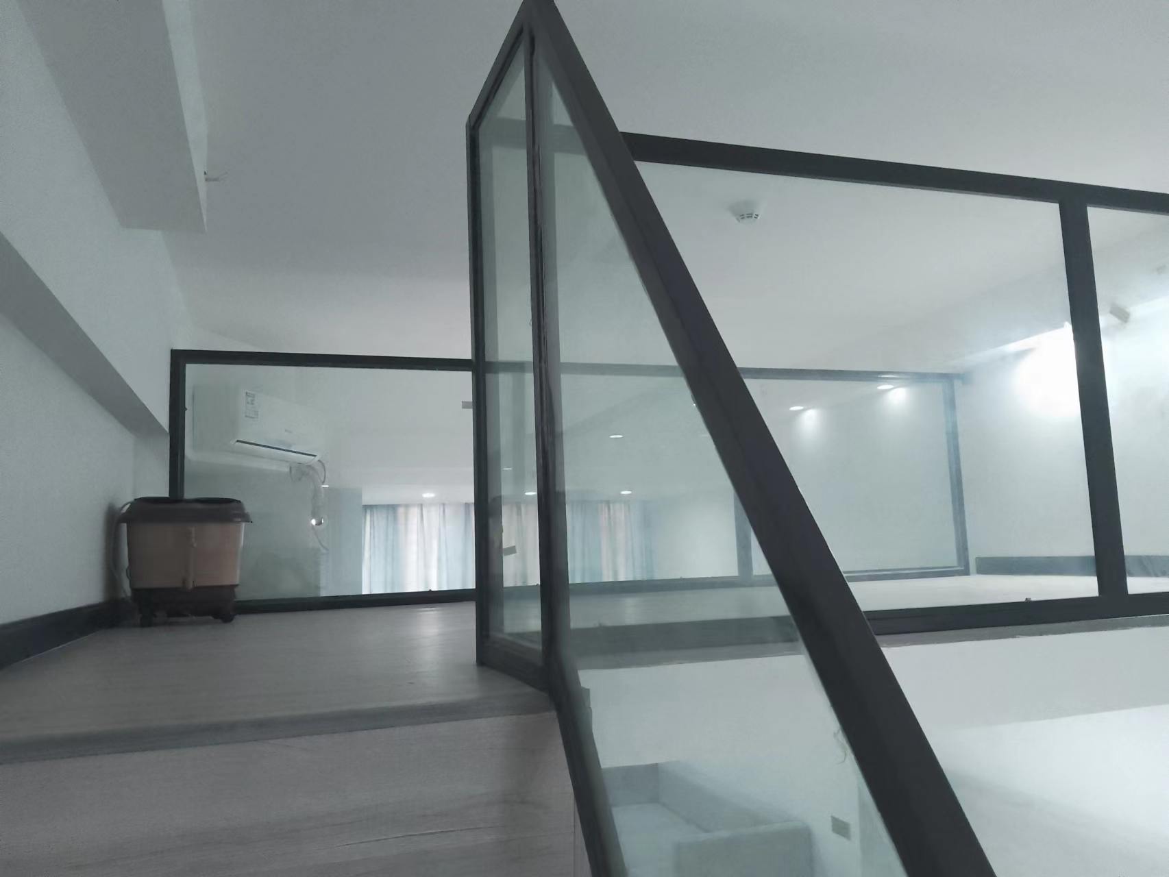 圆融堤调 1室1厅1卫 62m&sup2;