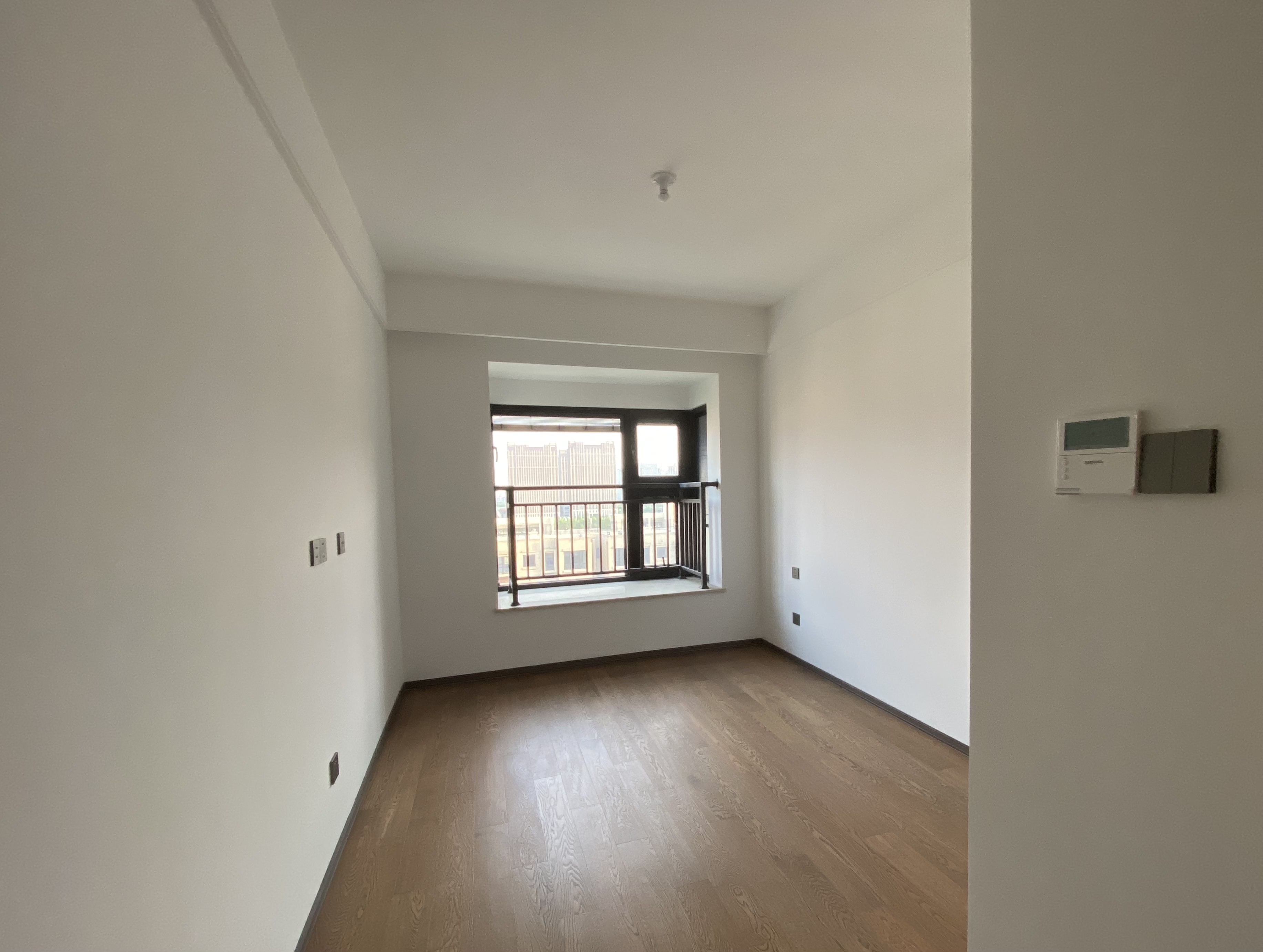 春风南岸西园 4室2厅2卫 136m&sup2;