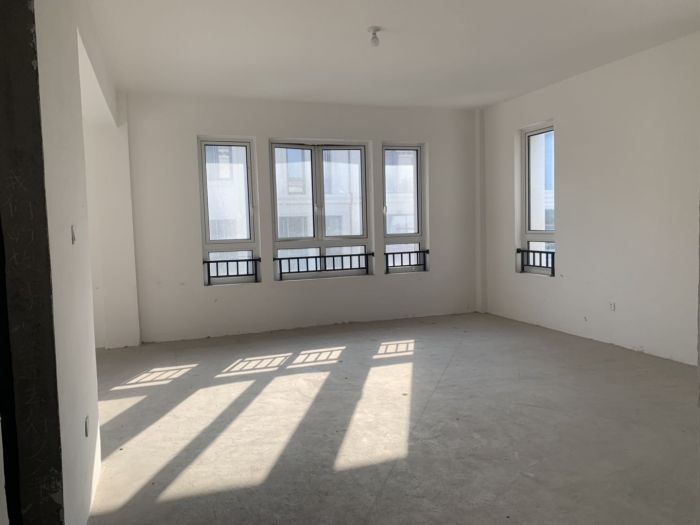 顺发御园 5室3厅3卫 370m&sup2;