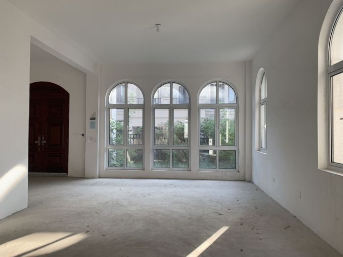 顺发御园 5室3厅3卫 370m&sup2;