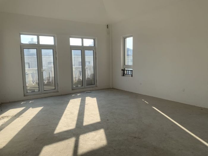 顺发御园 5室3厅3卫 370m&sup2;