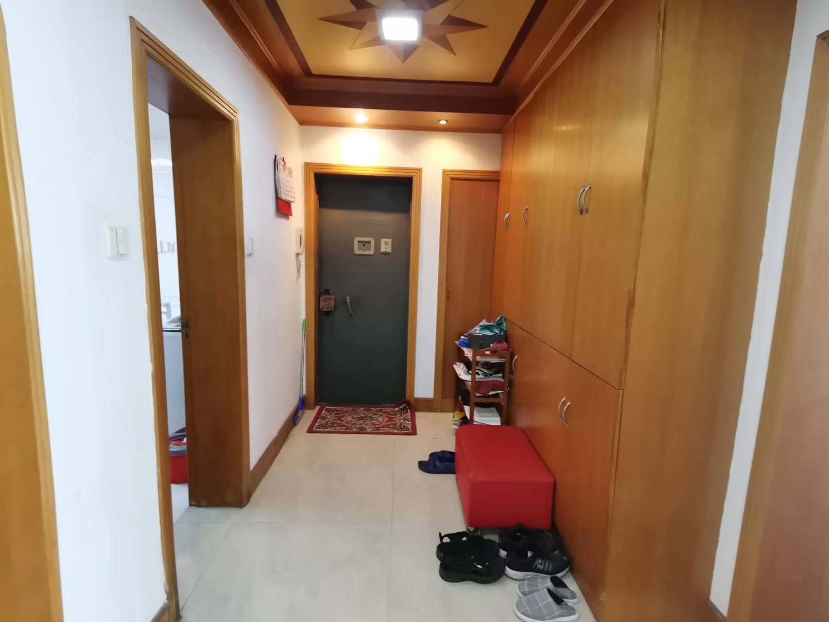 光明东村一期 3室2厅2卫 144.00m&sup2;