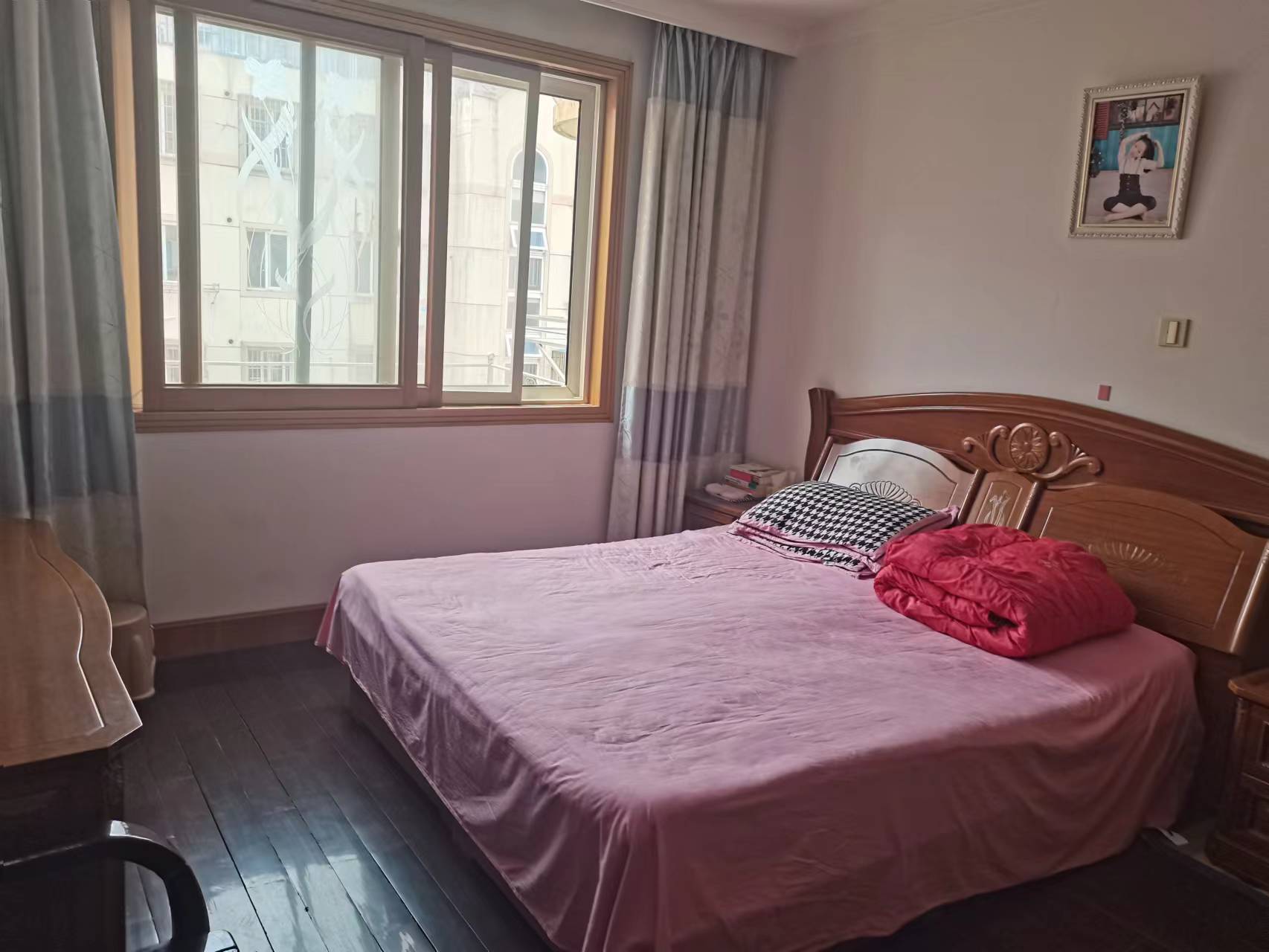 光明东村一期 3室2厅2卫 144.00m&sup2;