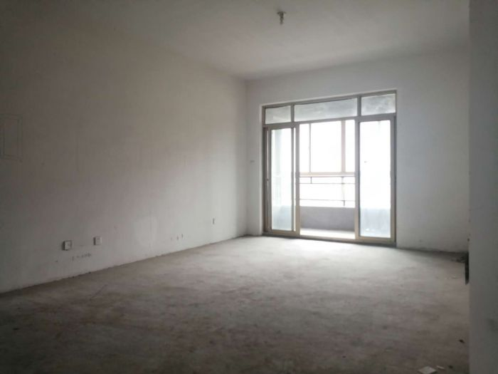 恒盛豪庭 2室2厅2卫 105m²