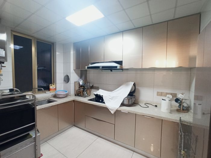 恒盛豪庭 3室2厅2卫 131m&sup2;