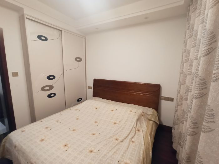 恒盛豪庭 3室2厅2卫 131m&sup2;