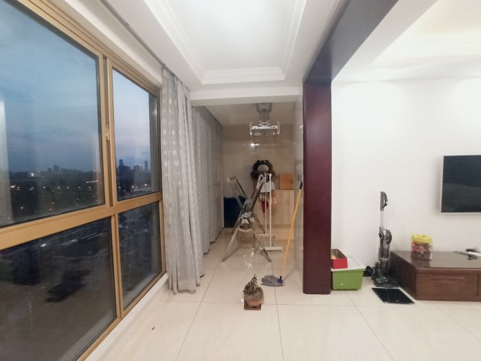 恒盛豪庭 3室2厅2卫 131m&sup2;