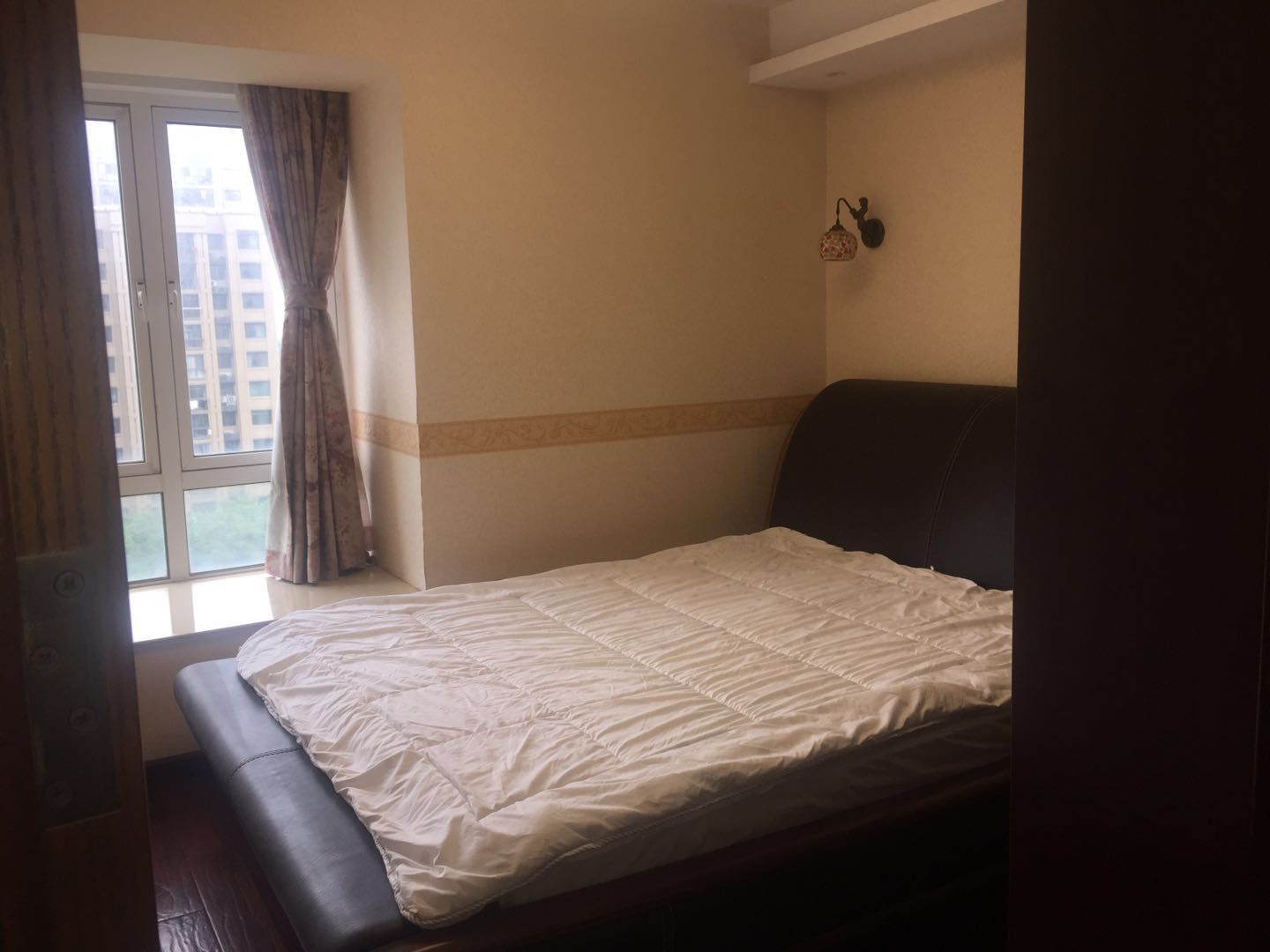城市嘉苑 3室2厅2卫 140m&sup2;