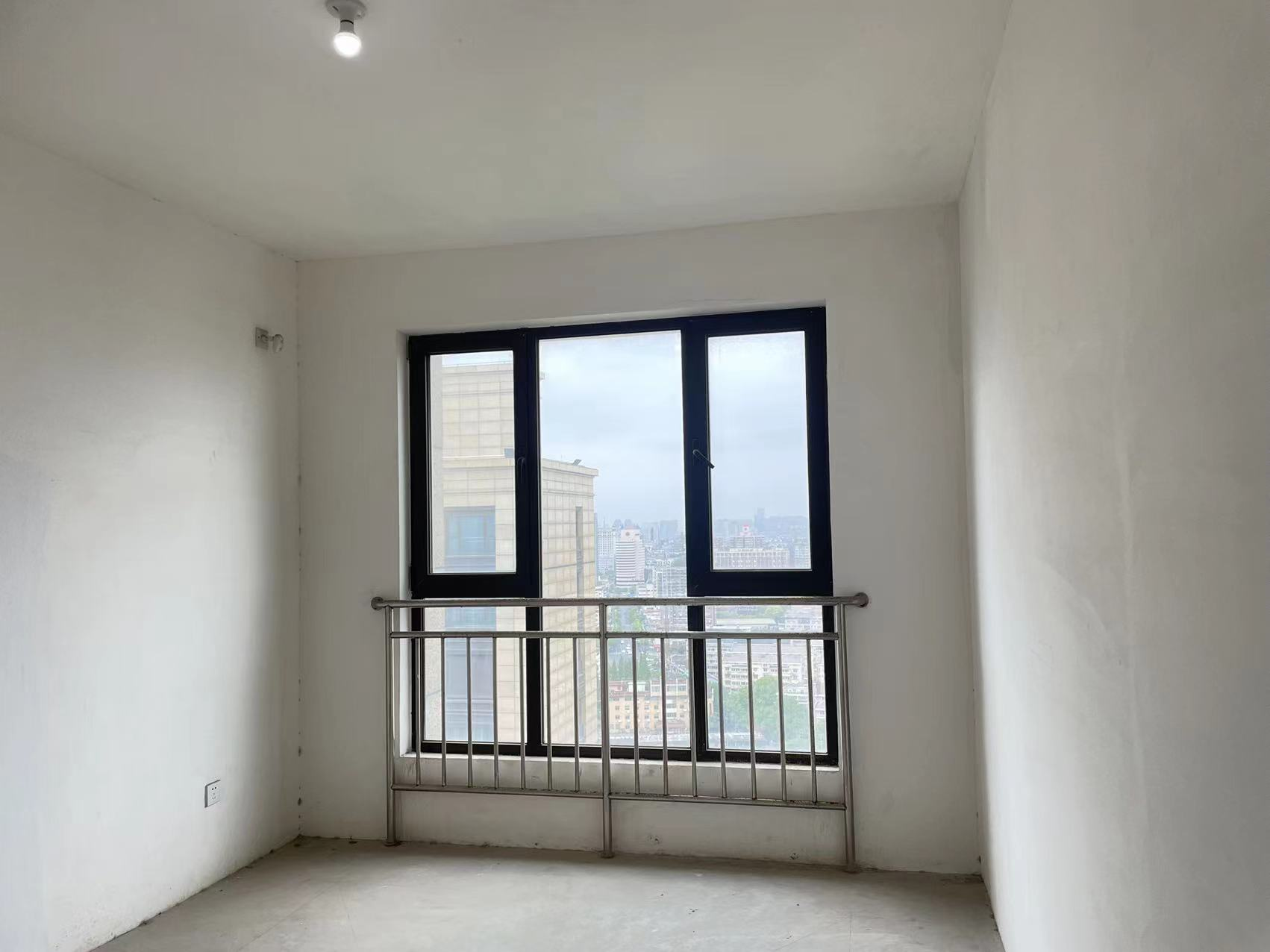 苏建名都城 4室2厅1卫 209m&sup2;