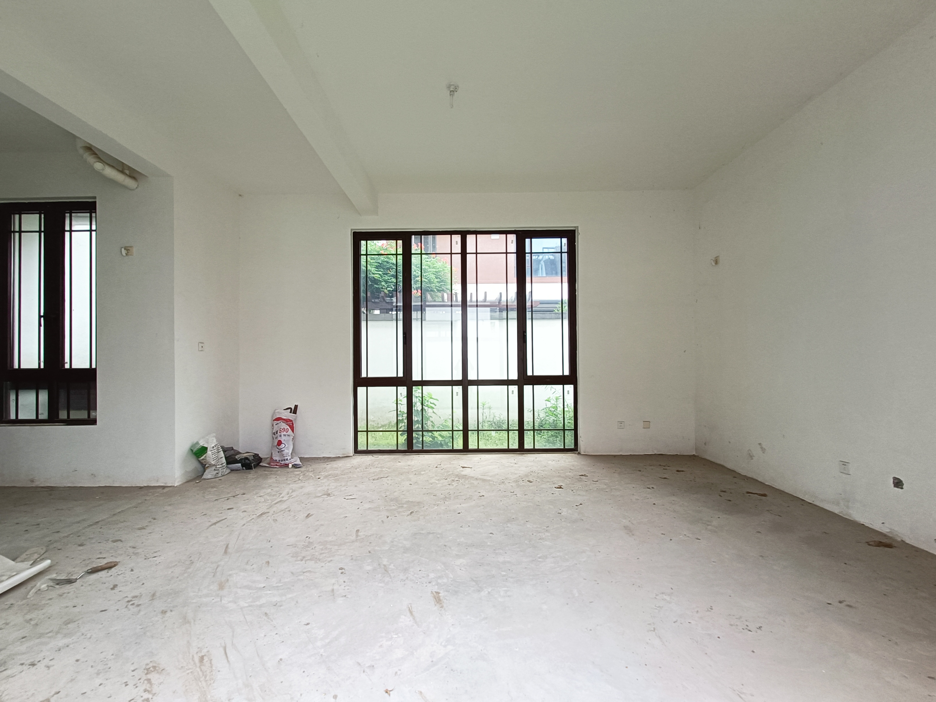 九间堂山居 5室2厅5卫 258.00m&sup2;