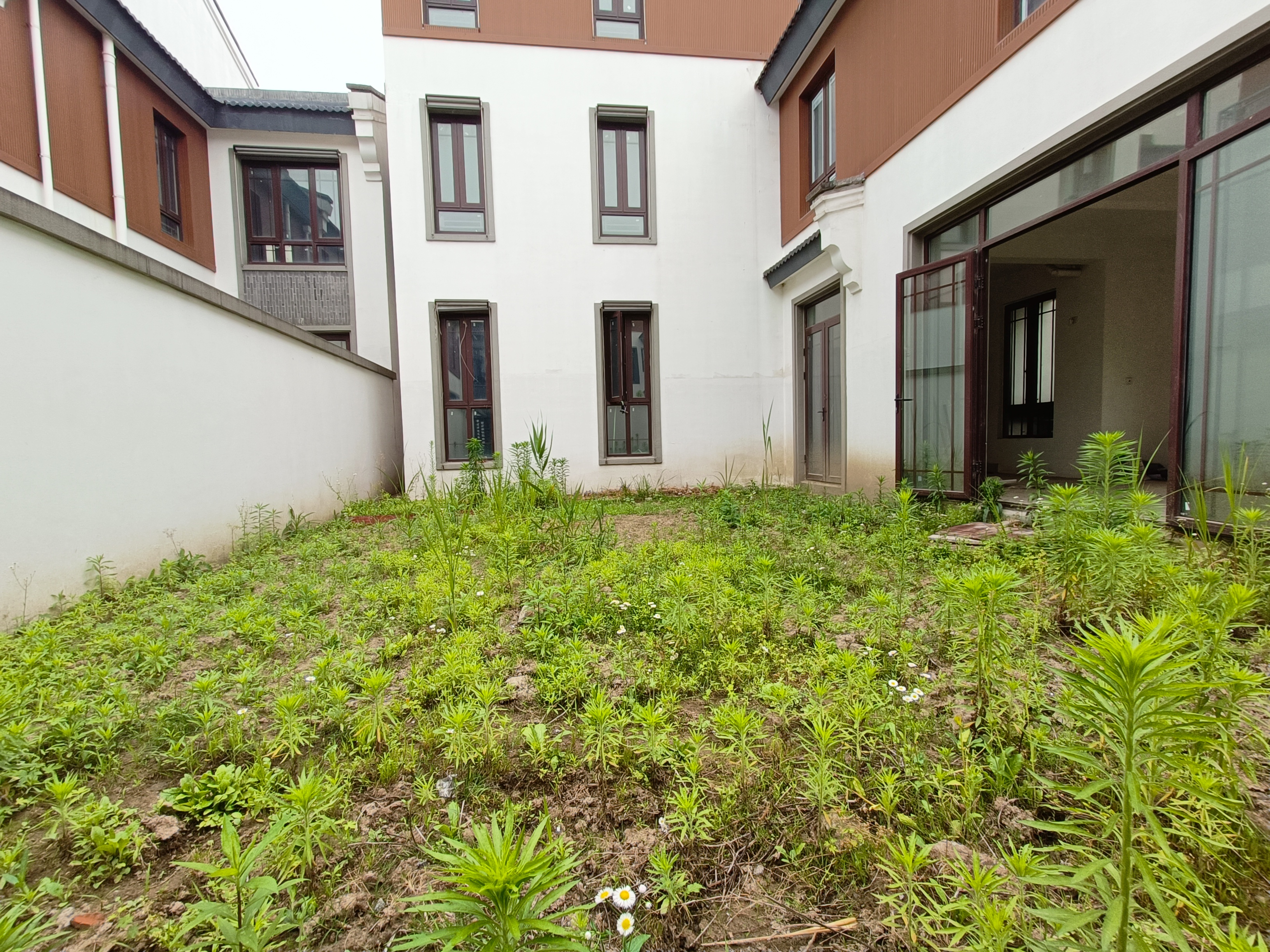九间堂山居 5室2厅5卫 258.00m&sup2;