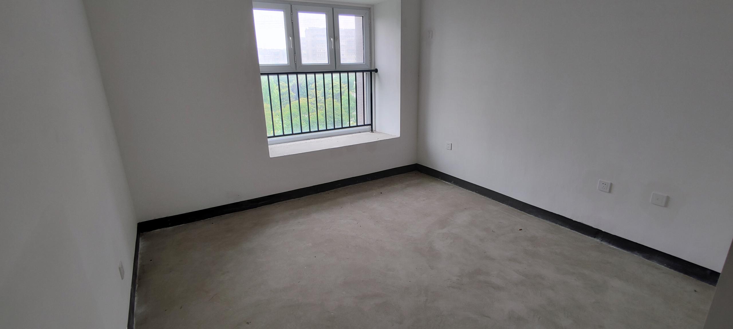 南山国际社区 3室2厅1卫 104m&sup2;