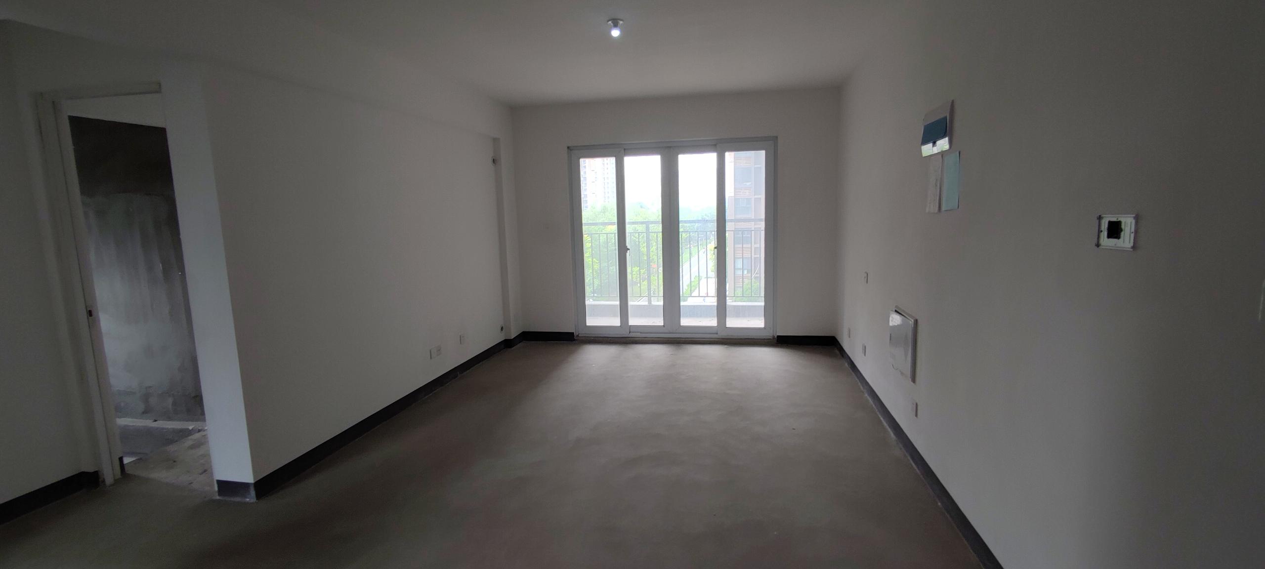 南山国际社区 3室2厅1卫 104m&sup2;