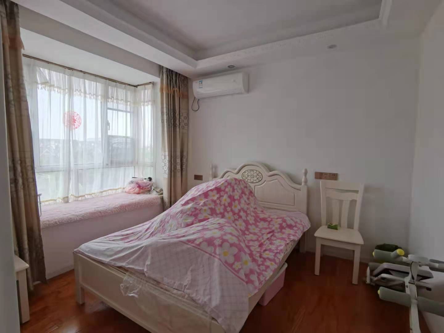 军山花园 3室2厅1卫 113.2m&sup2;