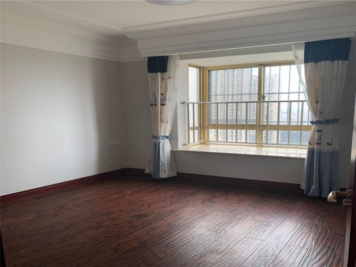 尚海湾 3室2厅1卫 125.5m&sup2;