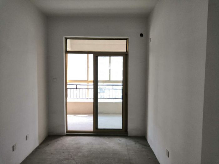 恒盛豪庭 3室1厅2卫 131m&sup2;