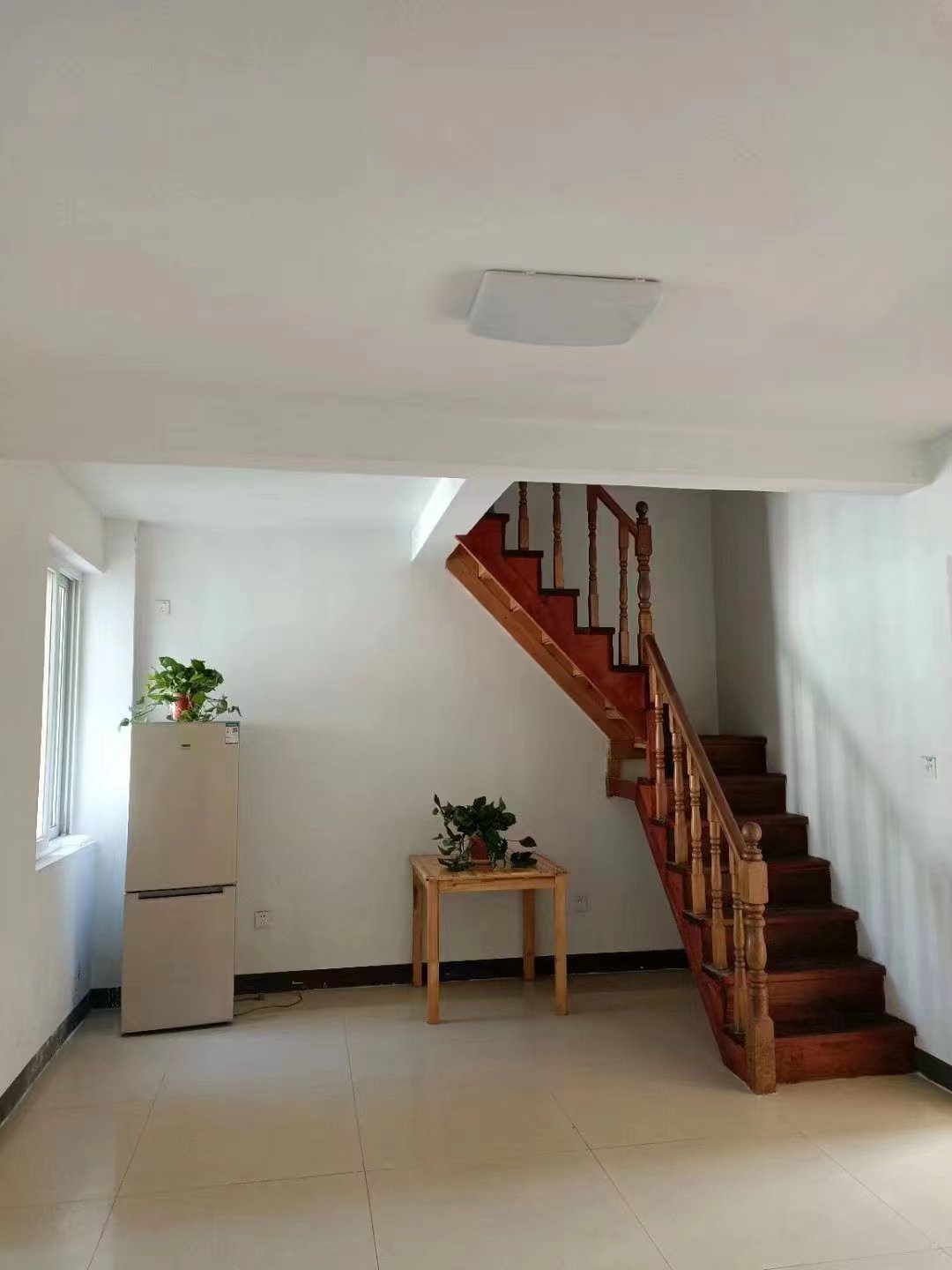 春天花园 2室2厅1卫 87m&sup2;
