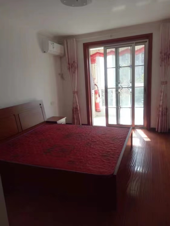 三里墩花苑三期 2室1厅1卫 99m&sup2;