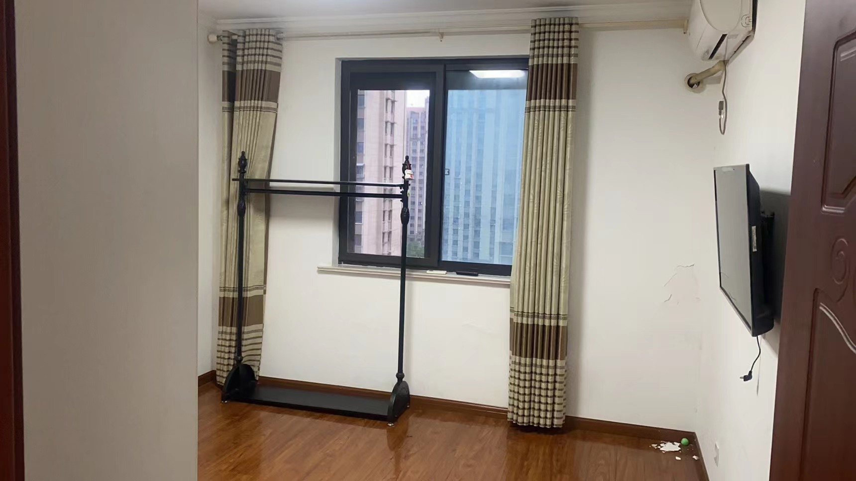 江景苑小区 2室1厅1卫 98m&sup2;