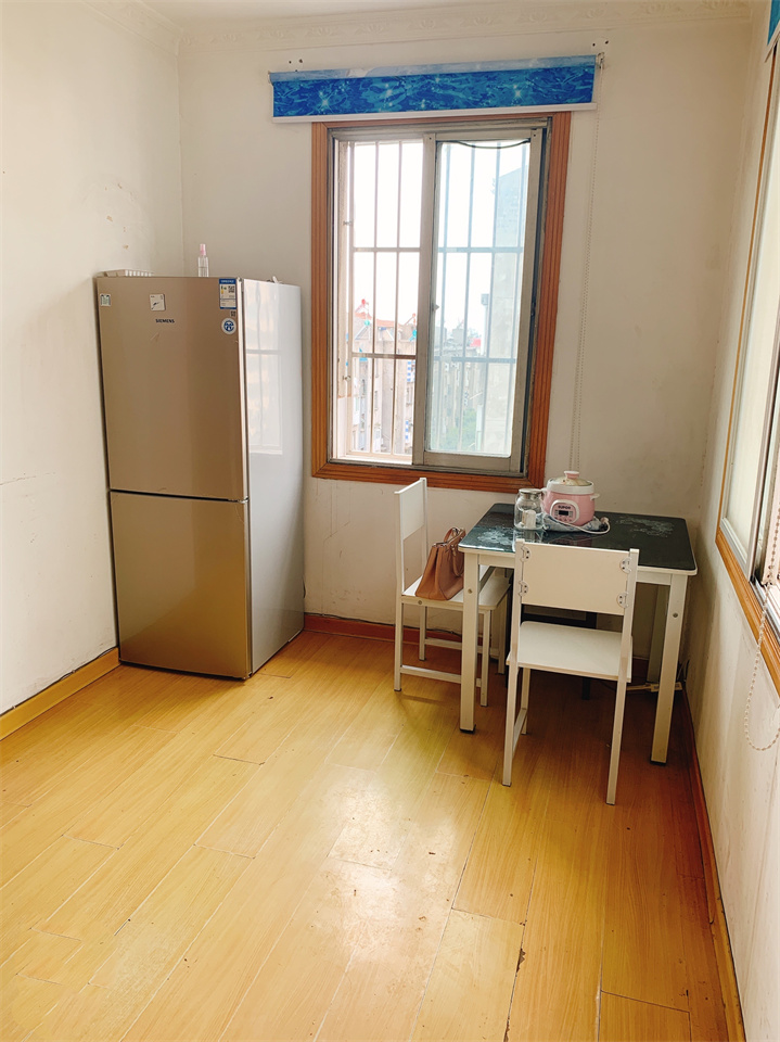 城市嘉苑 5室2厅2卫 202.00m²