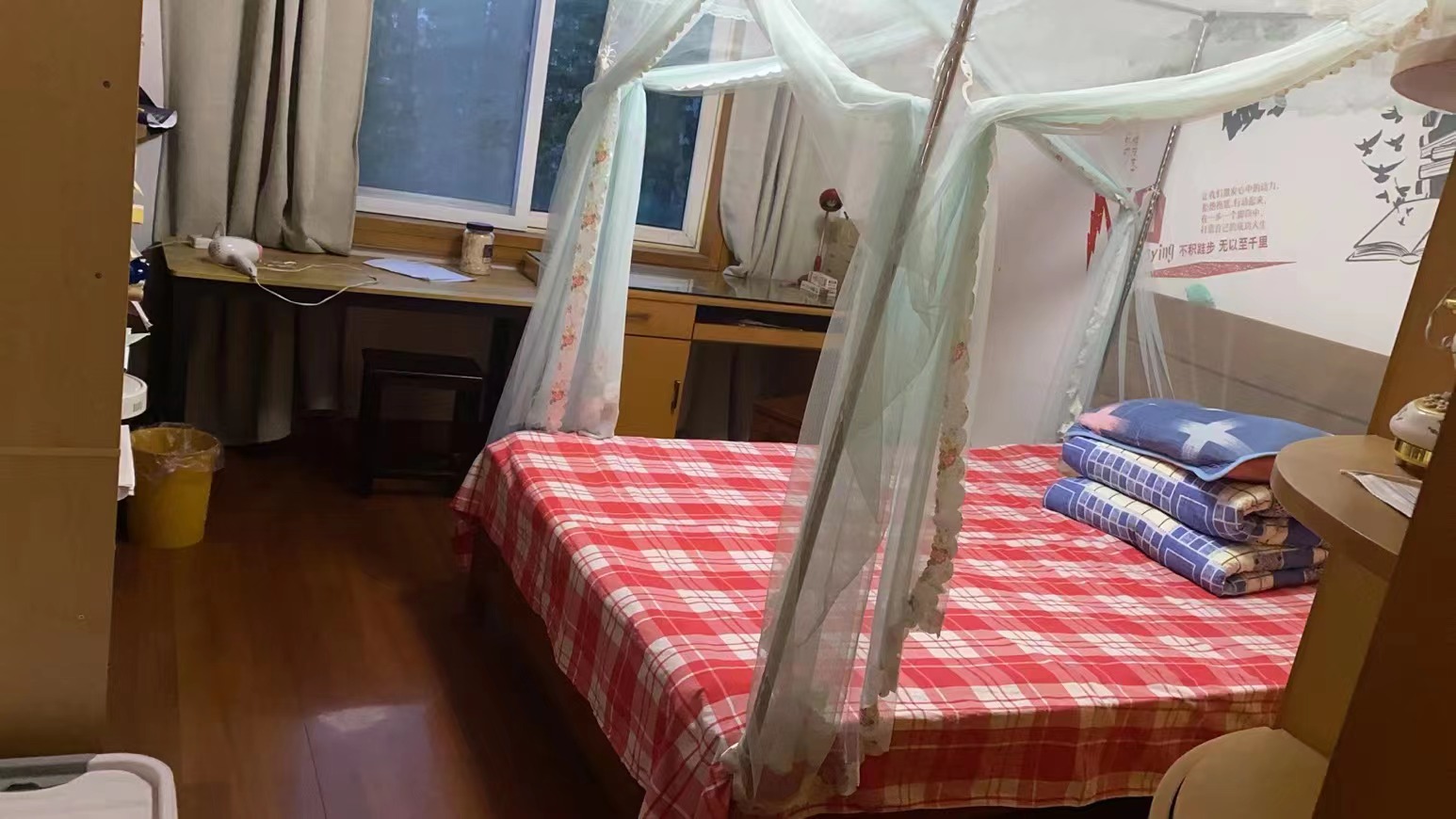 北郭东村南区 3室2厅2卫 130m&sup2;