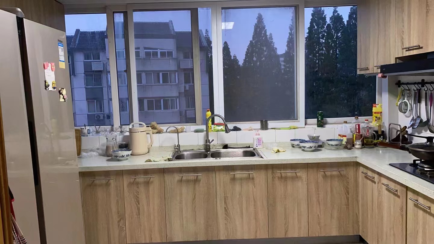 北郭东村南区 3室2厅2卫 130m&sup2;