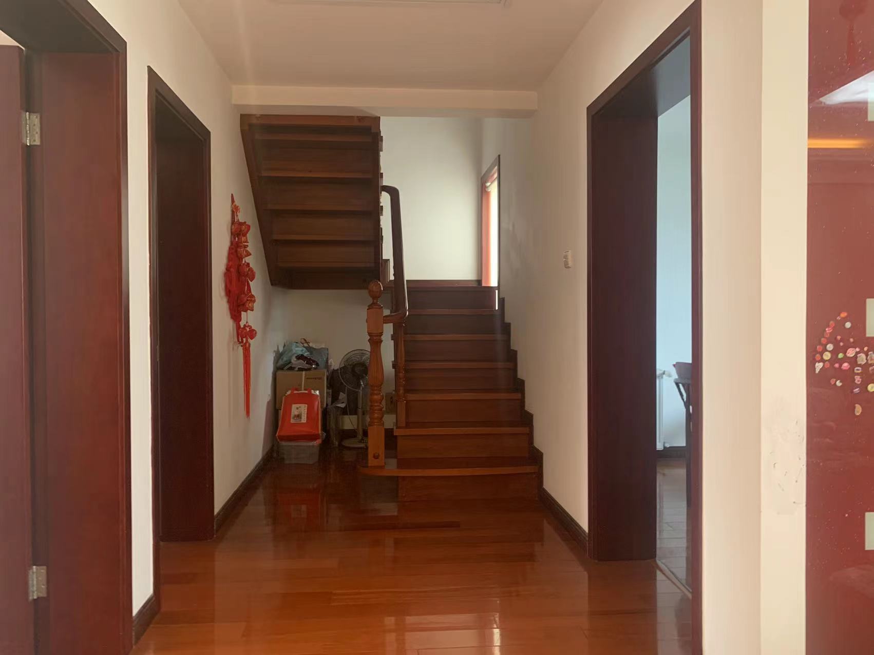 春晖花园 6室3厅2卫 178m&sup2;