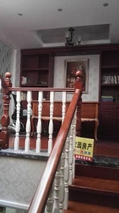 英伦上院 4室2厅3卫 310m&sup2;