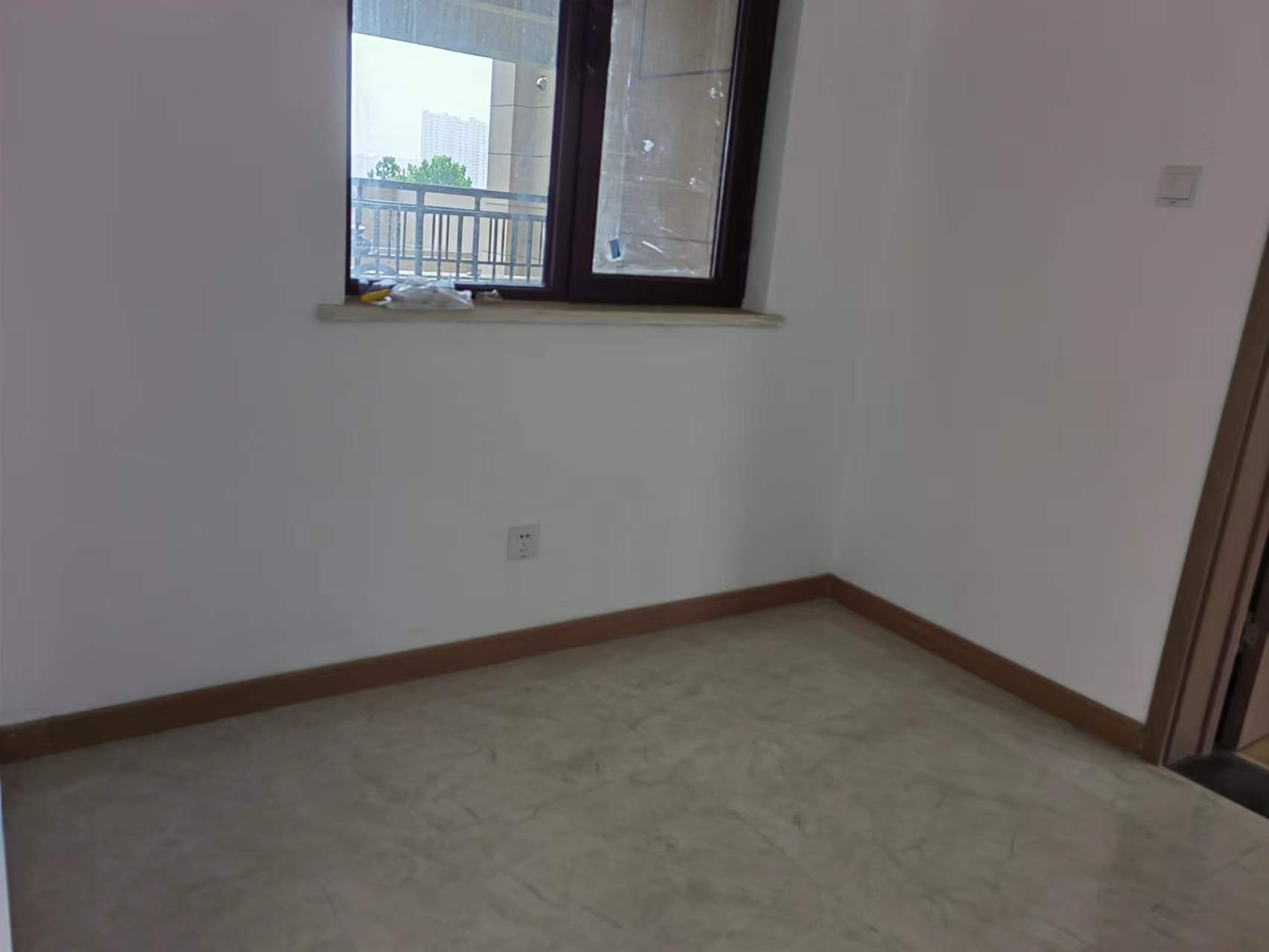 中兴兰溪荟 3室2厅1卫 102m&sup2;