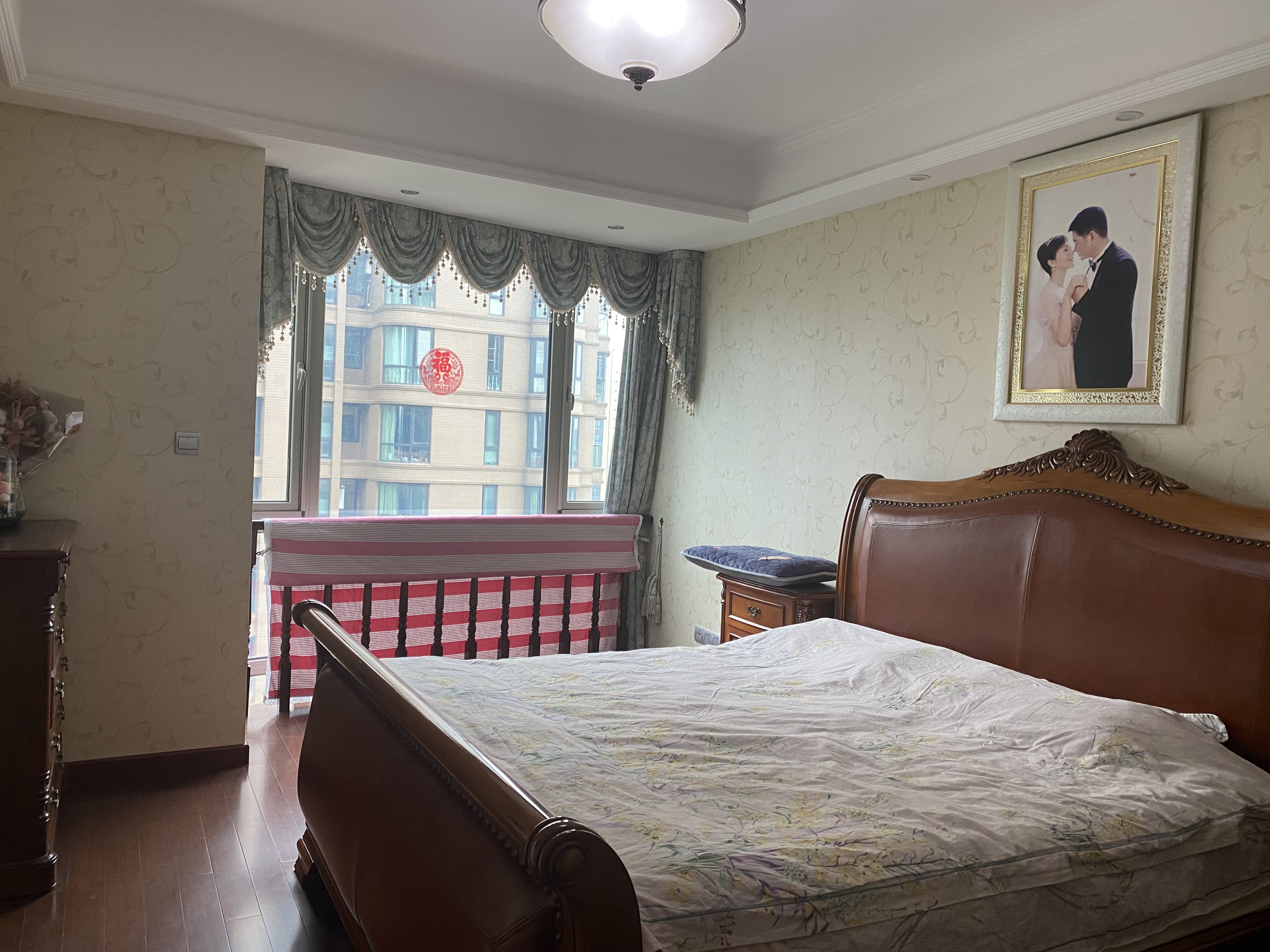 绿城玉兰公寓 4室2厅2卫 177m&sup2;