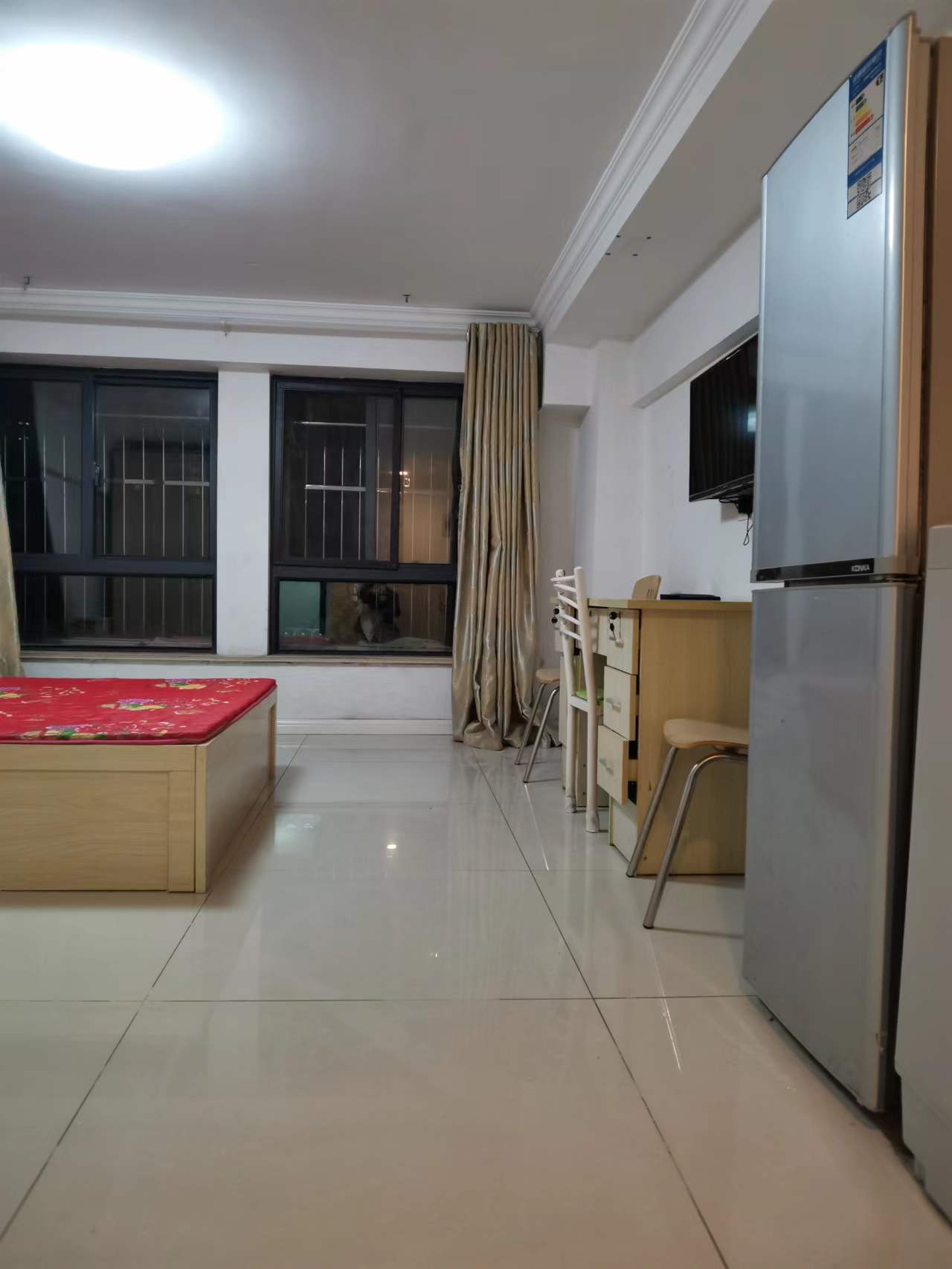 金贸公寓 1室1厅1卫 45m&sup2;