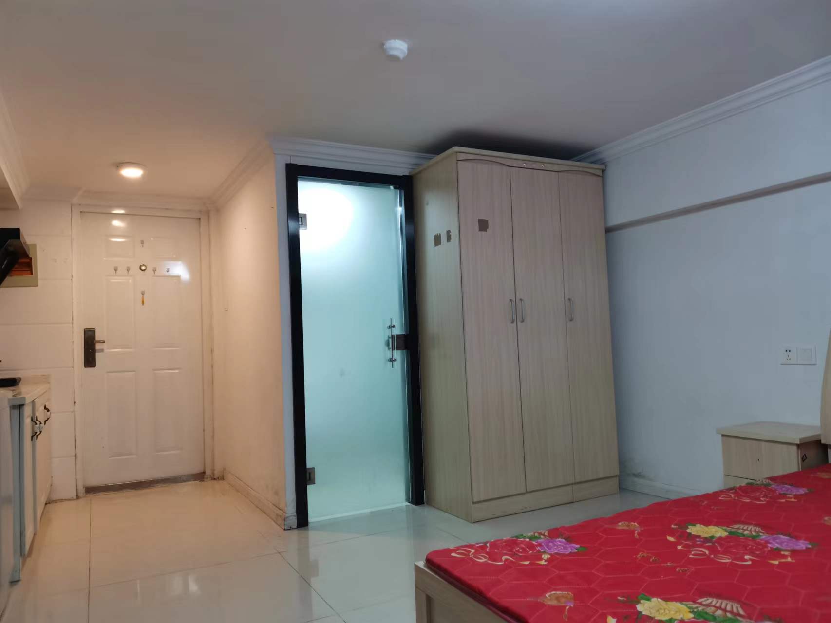 金贸公寓 1室1厅1卫 45m&sup2;