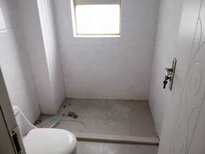 恒盛豪庭 4室2厅2卫 152m&sup2;