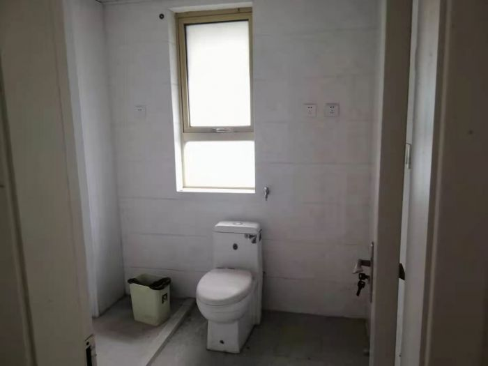 恒盛豪庭 4室2厅2卫 152m&sup2;