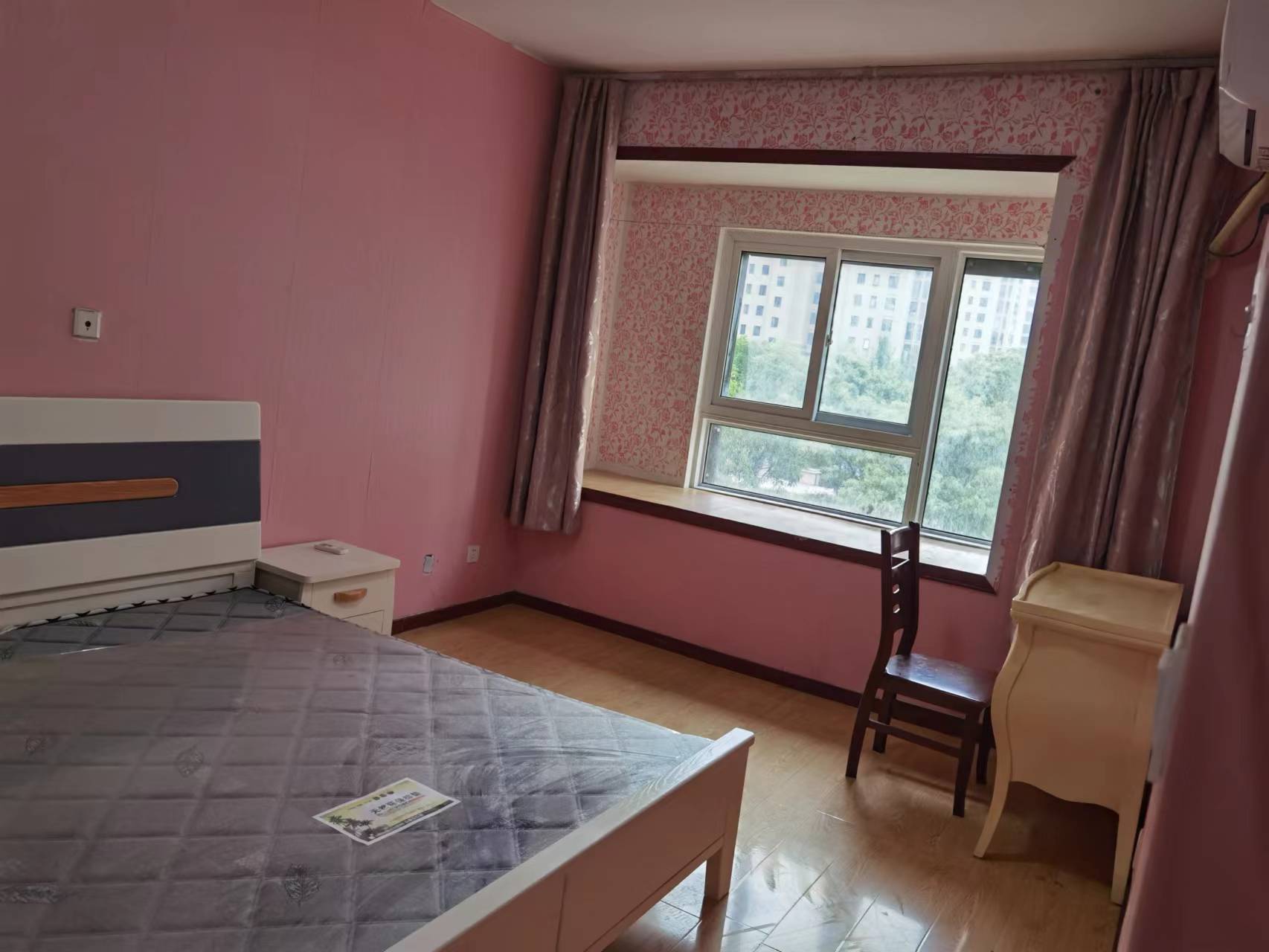 和融&bull;优山美地名邸 3室2厅1卫 102.00m&sup2;