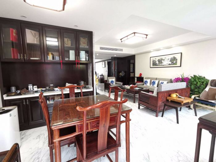 南通绿地新都会 3室2厅2卫 175.00m&sup2;