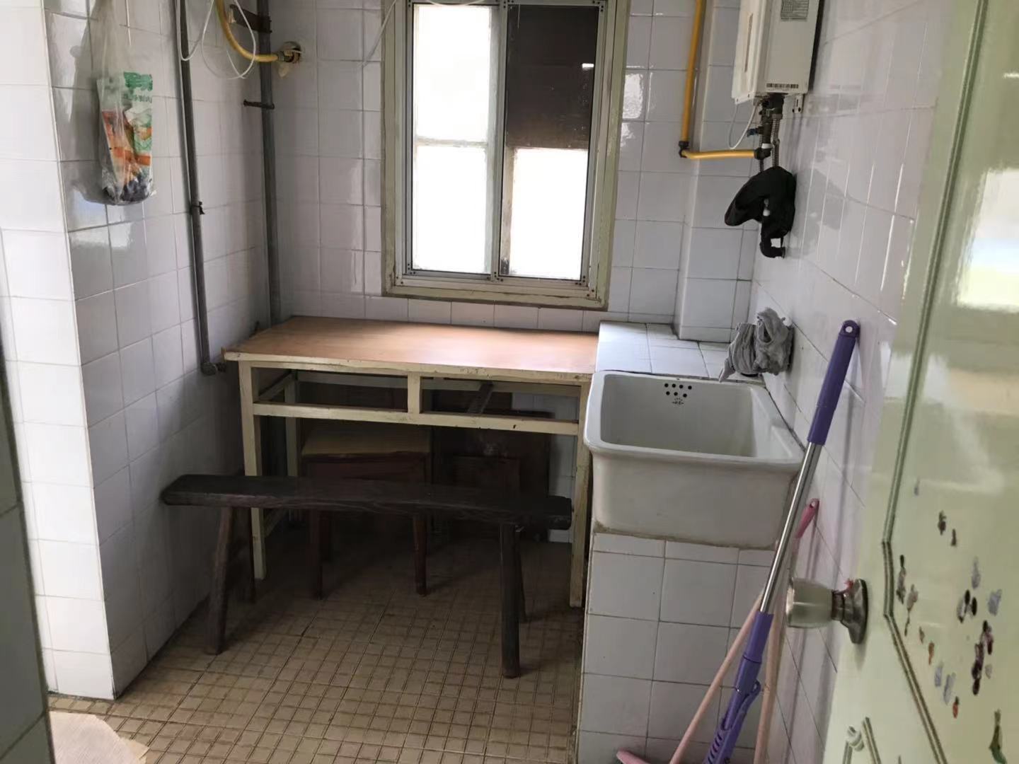 万象东园 2室1厅1卫 70m²
