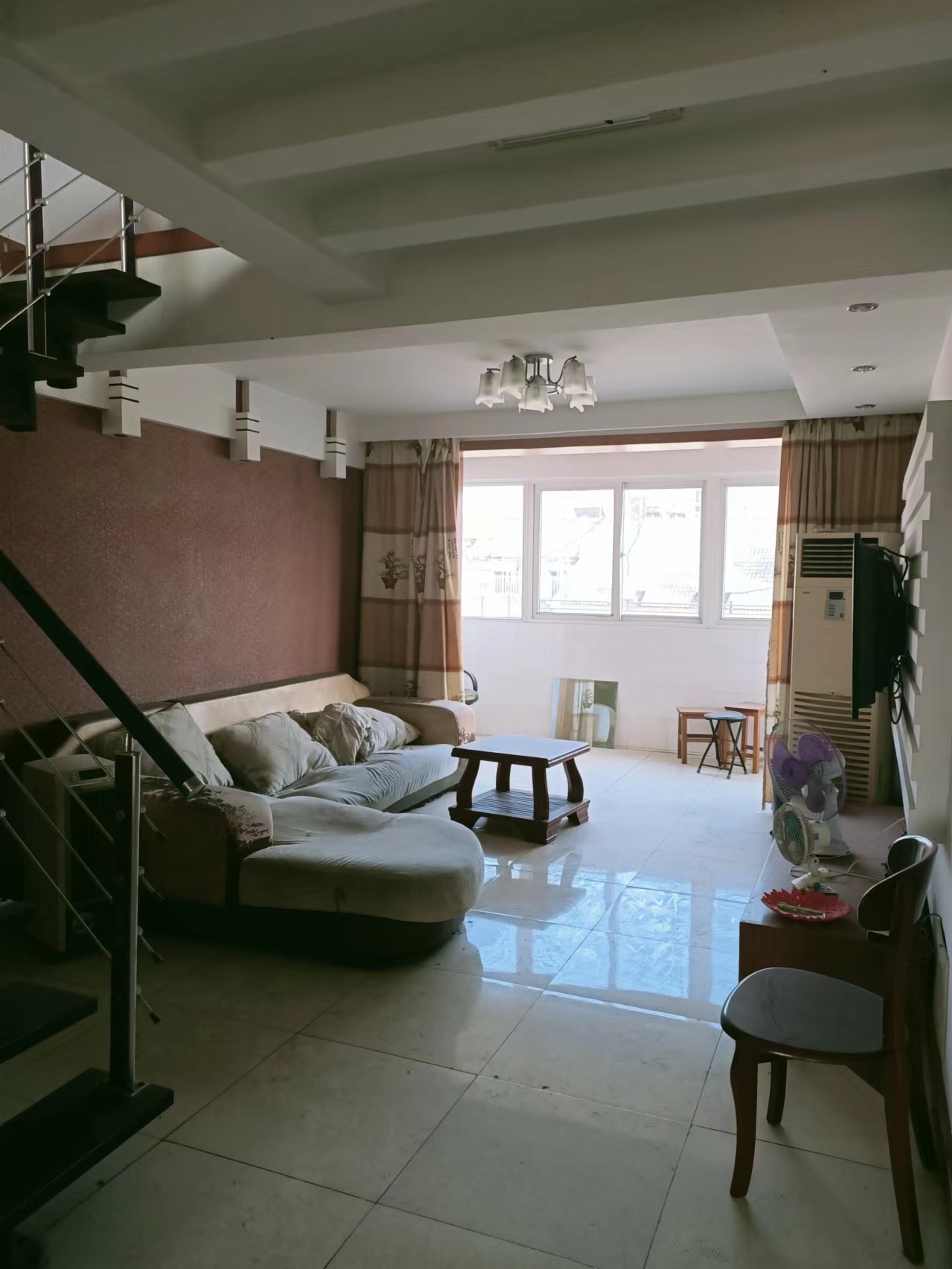 海港新村 3室2厅2卫 84.00m&sup2;