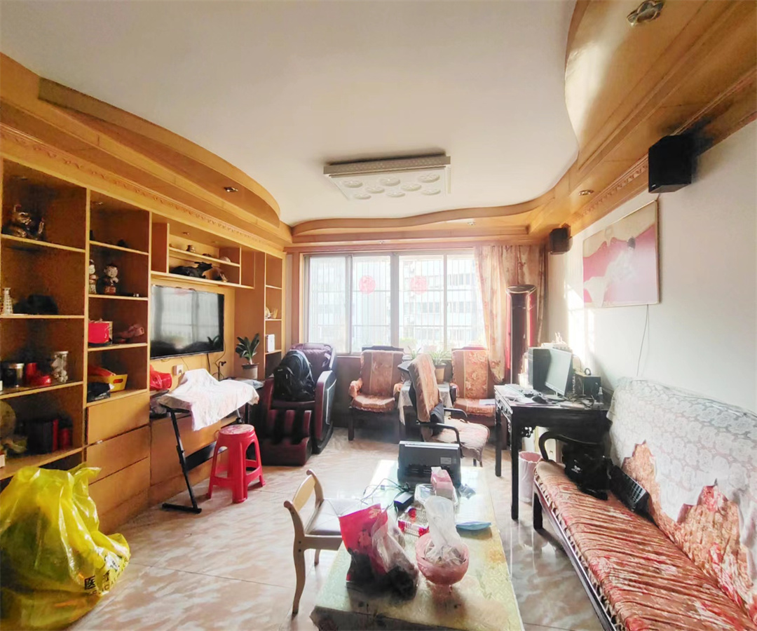 郭里园 5室2厅2卫 189m&sup2;