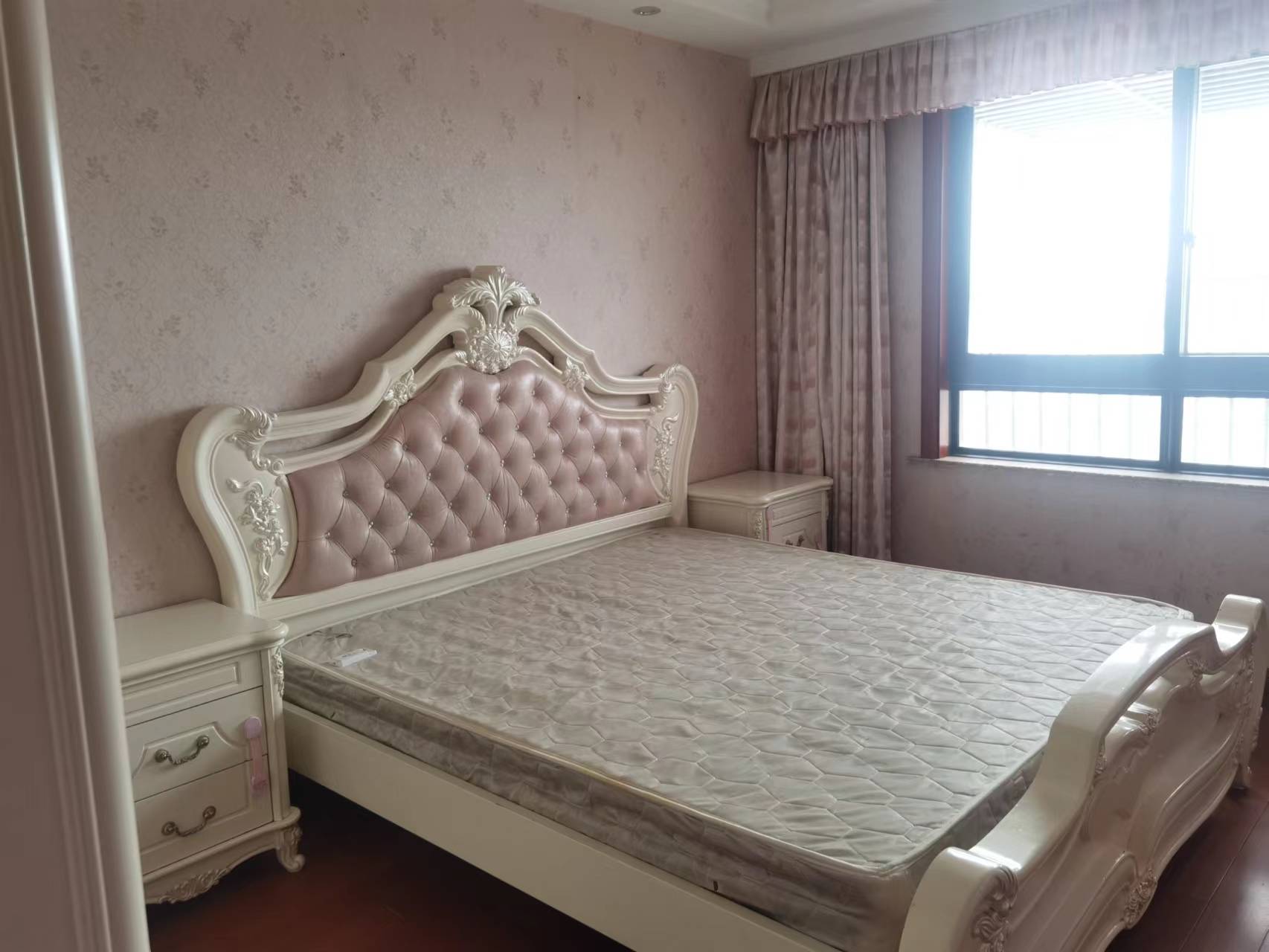 星月花园 3室2厅1卫 136m&sup2;