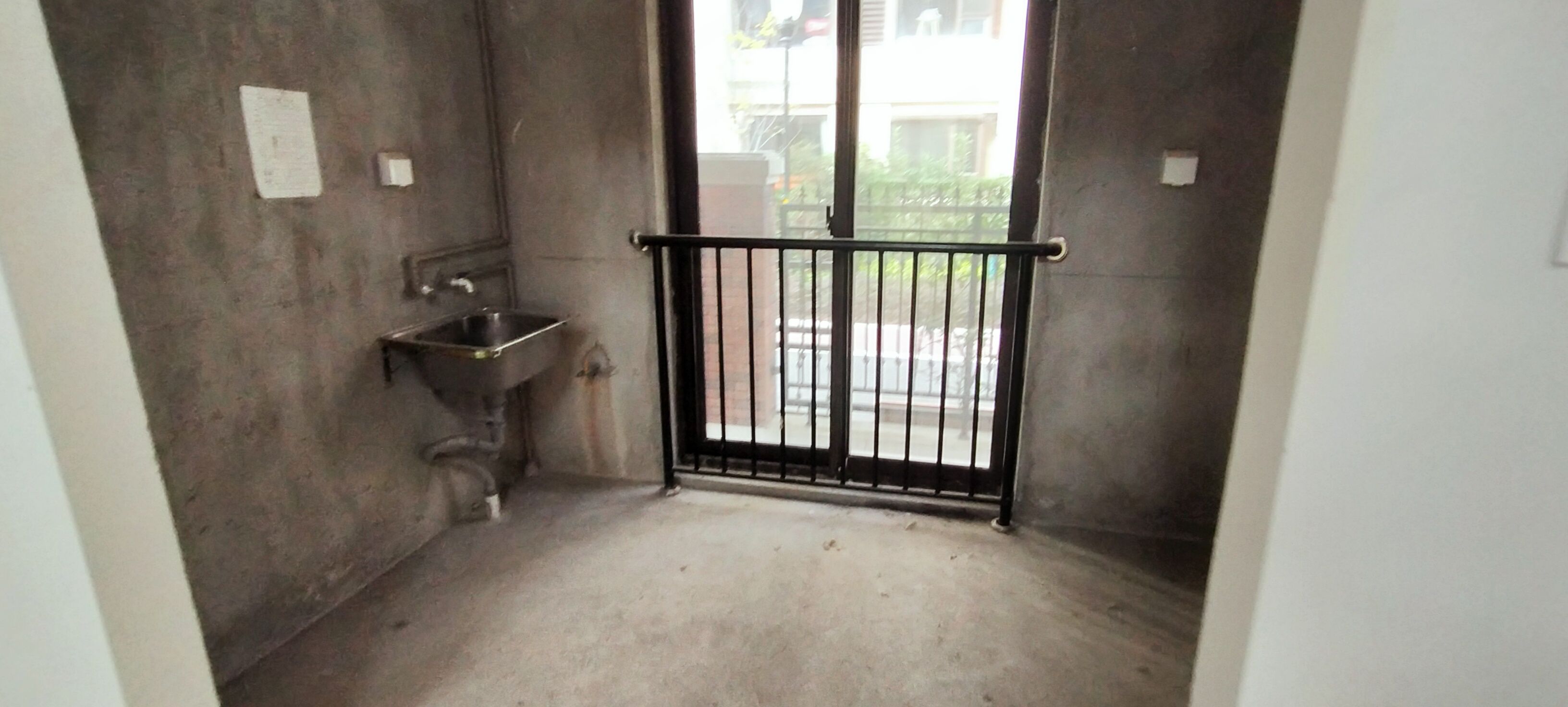 佳期漫 5室2厅3卫 300m&sup2;