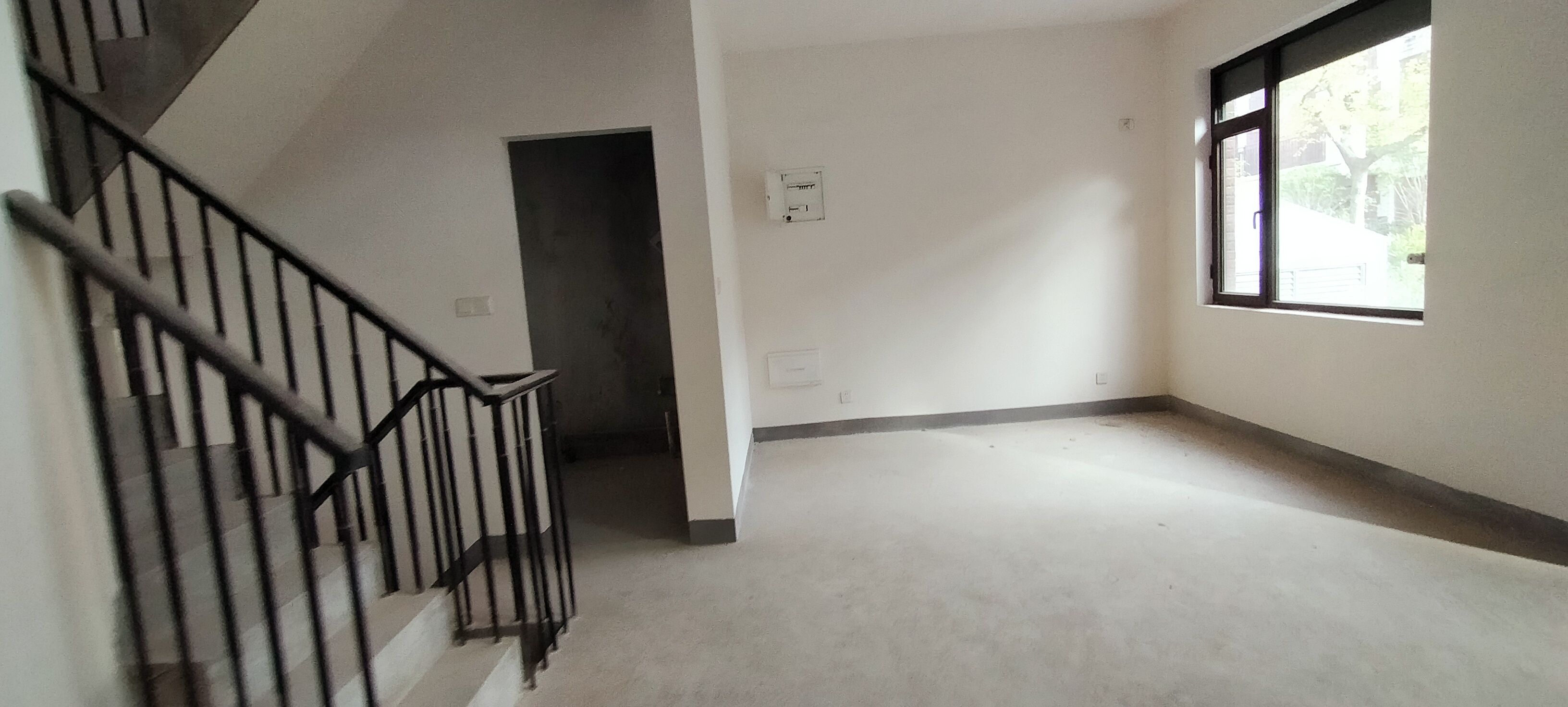 佳期漫 5室2厅3卫 300m&sup2;